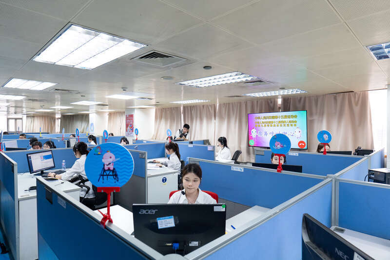 合作伙伴和, 项目