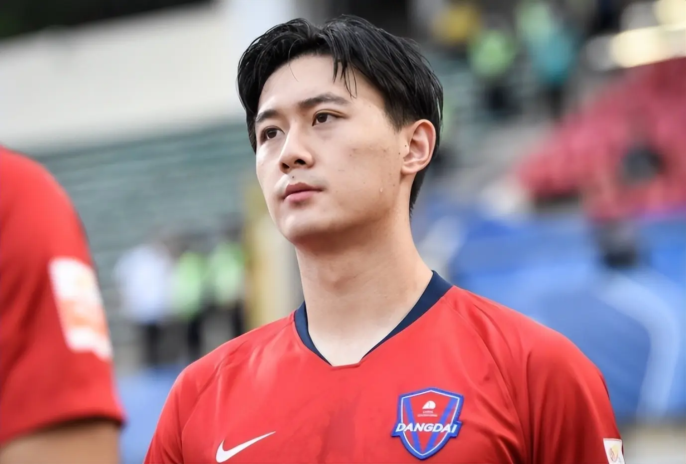 西海岸的比, 维奇加盟 西海岸的比, 维奇加盟