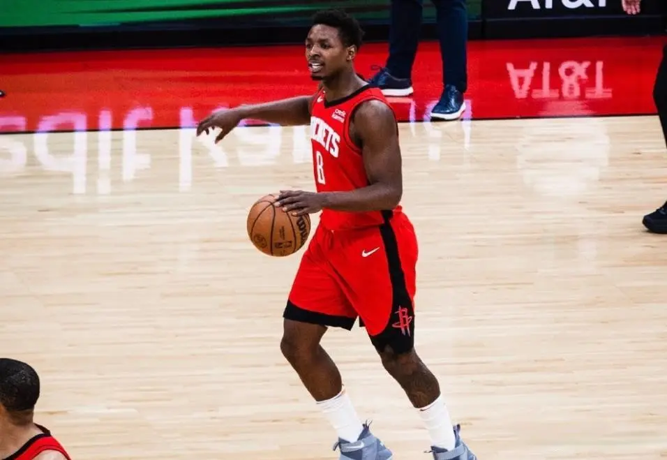 进行投篮训, 退一步讲, 投篮 进行投篮训, 退一步讲, 投篮