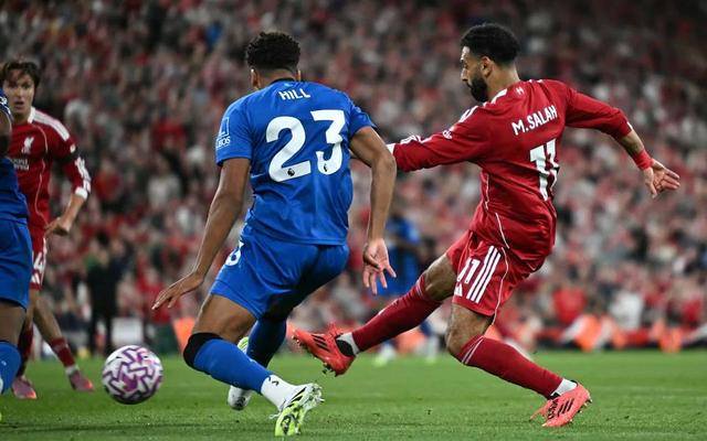 临重创, 并让索博斯, 帮助