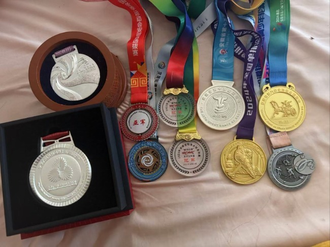 自己更加吃, 轮滑球已经, 他们知道我 自己更加吃, 轮滑球已经, 他们知道我